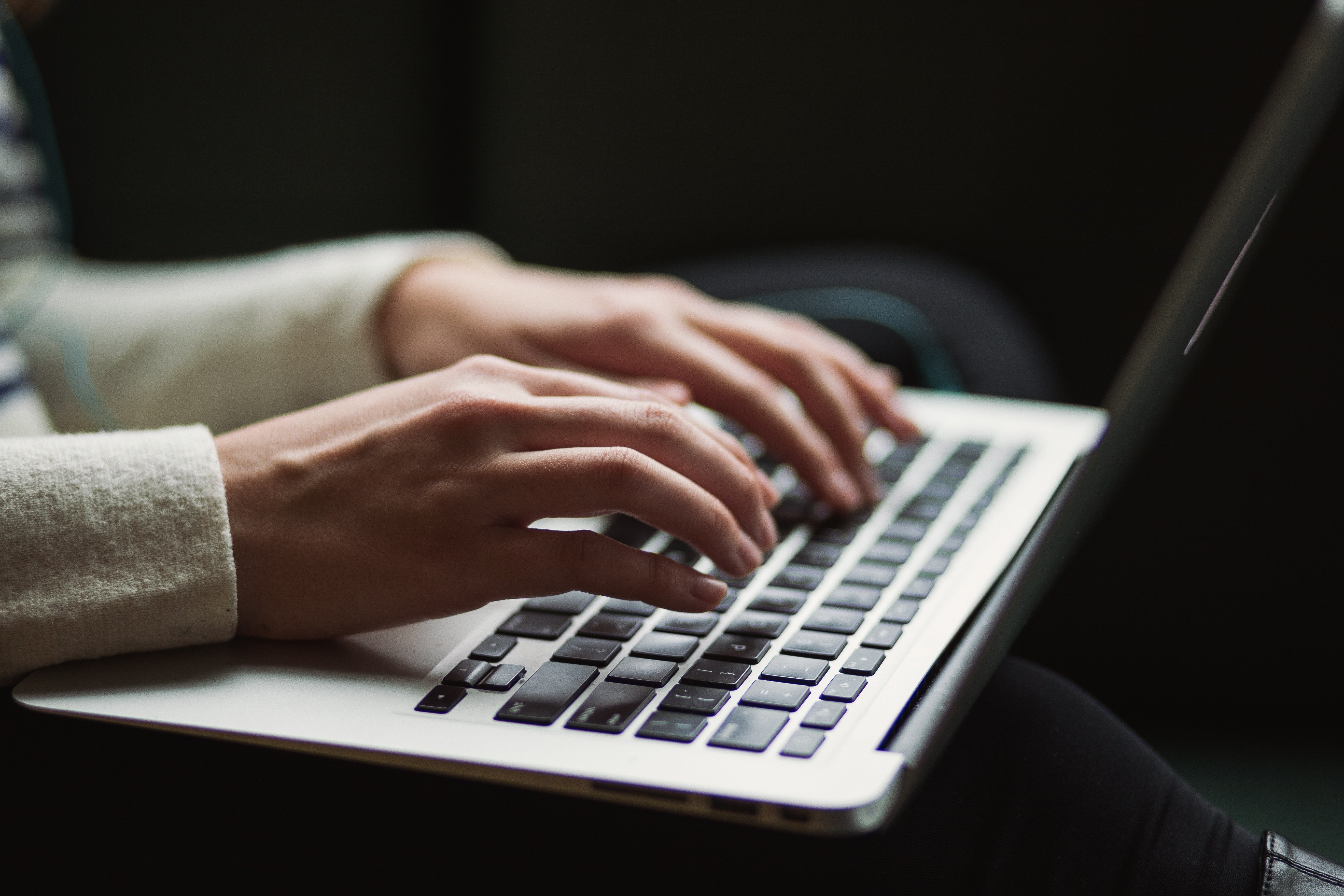 APPEL À CANDIDATURES : STAGES PROFESSIONNELS DANS LE CABINET D’AVOCATS GRUIA DUFAUT